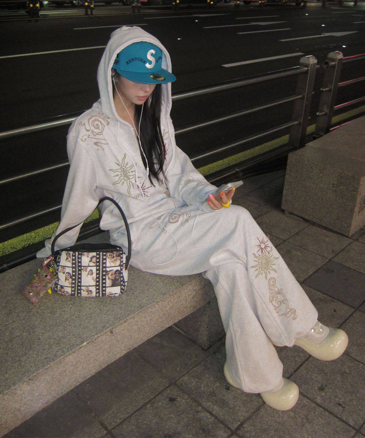 라티젠(LARTIGENT) L19 ANGEL TRAINING PANTS(MELANGE)