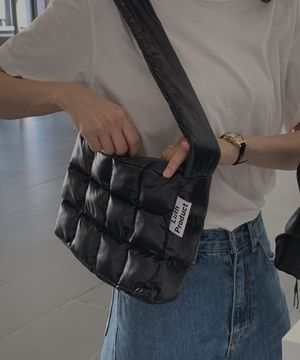 Chocolate Puffer Shoulder Bag(숄더백) _ BLACK