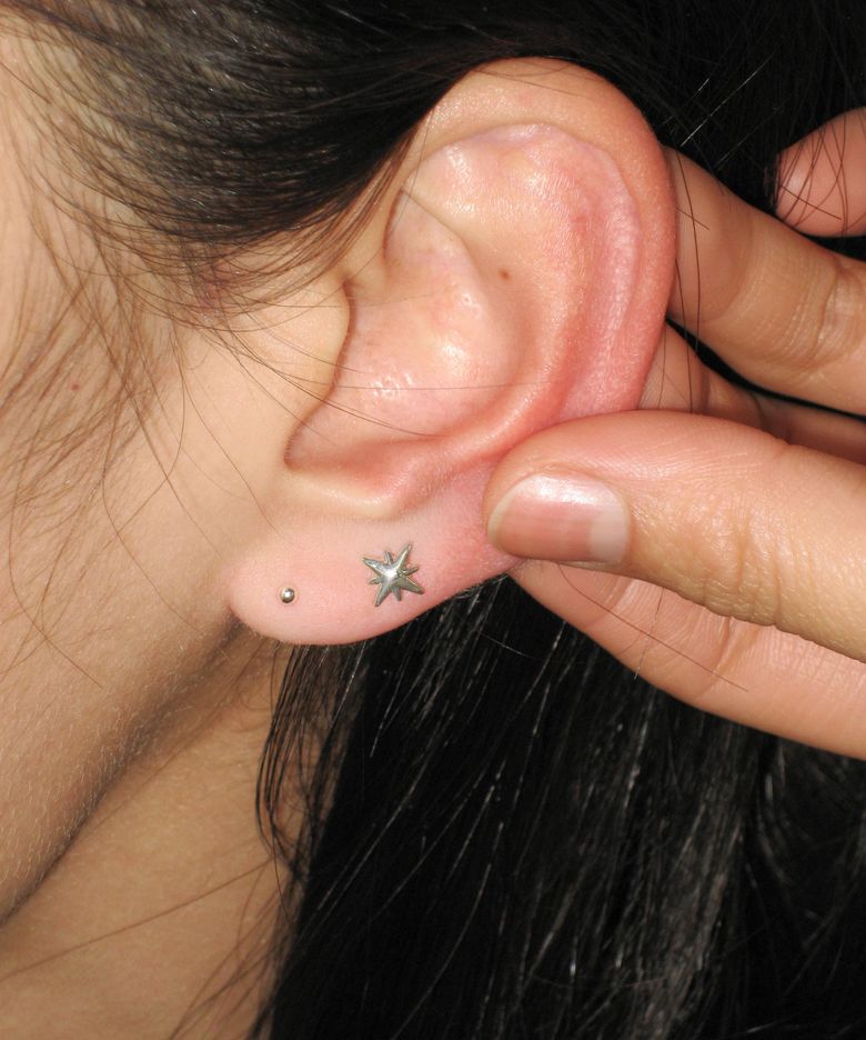 ​​[925silver] Stitch piercing (Silver)