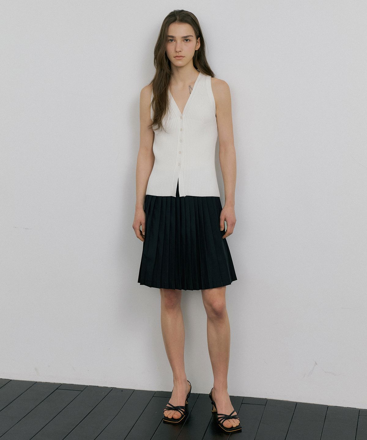 오떼뜨(OCTETTE) ONE BY ONE PLEATS SKIRTS_2COLOR