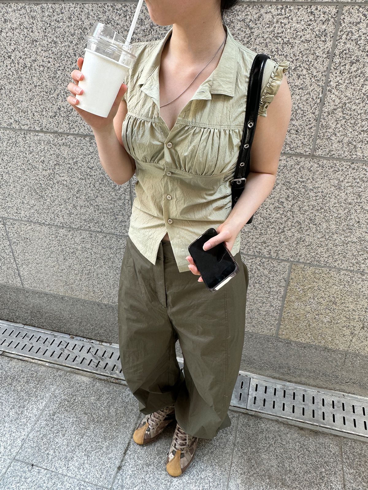리게(RIGHE) FRILL SHIRT TOP MUSTARD