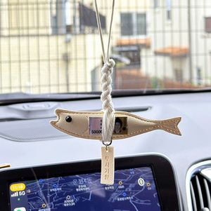 가죽 차량용 액막이명태 룸미러 걸이형 선물세트