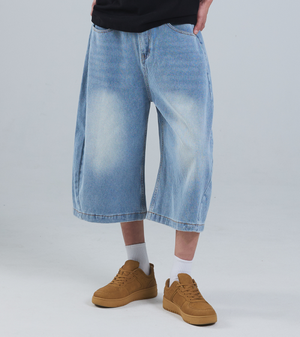 핀스트라이프 커브드 버뮤다 데님