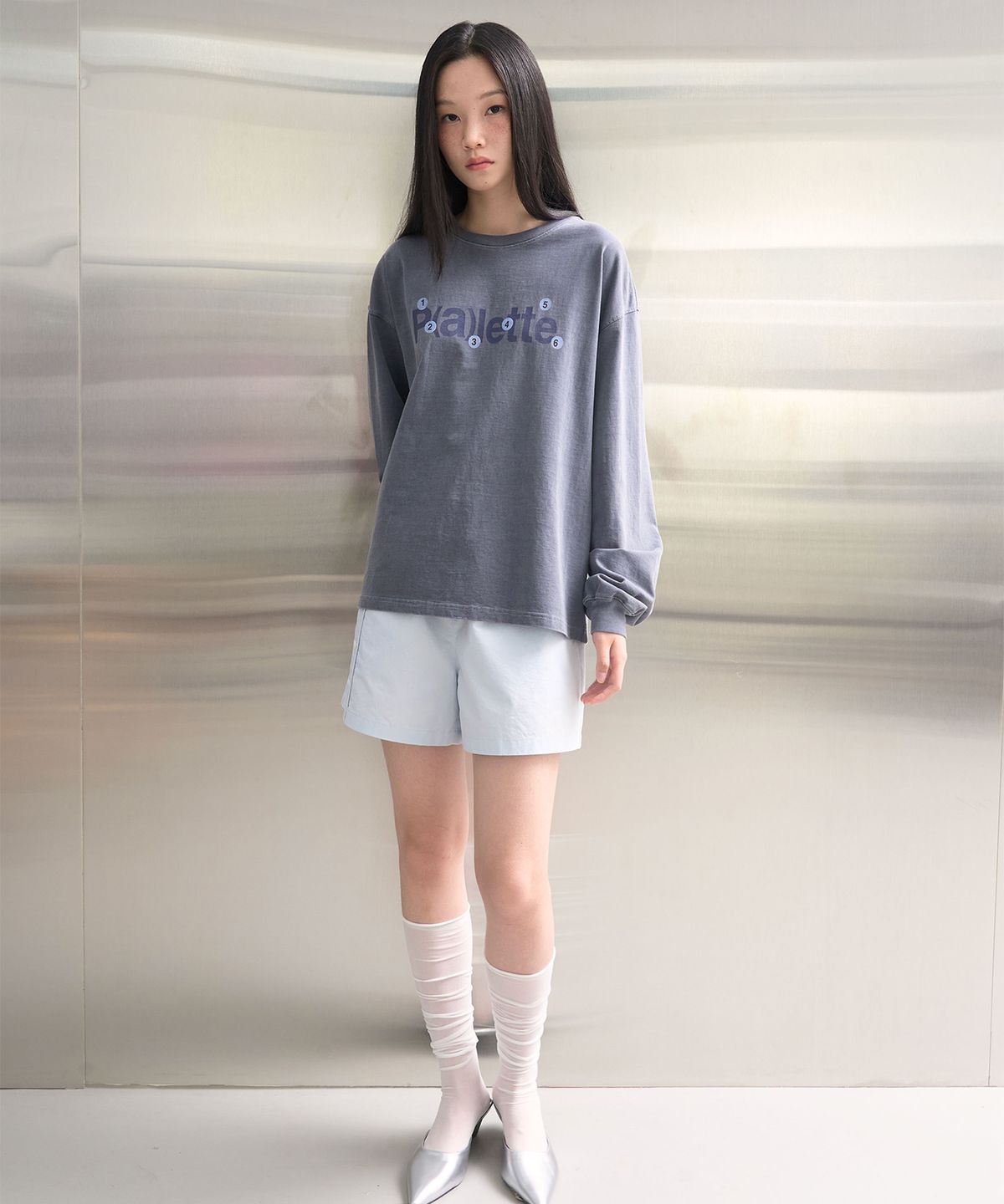보나츠 팔레트(BONATSPALETTE) BP 스티커 롱 슬리브 티_NAVY