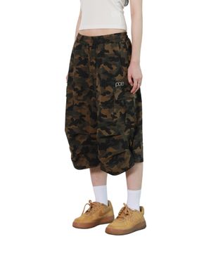 KNEE PIN-TUCK CARGO SWEAT PANTS (CAMOUFLAGE)