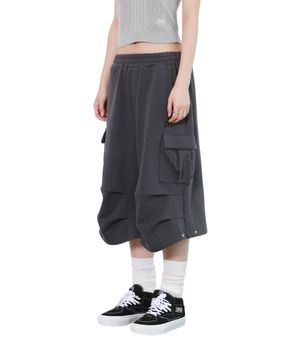 KNEE PIN-TUCK CARGO SWEAT PANTS (CHARCOAL)