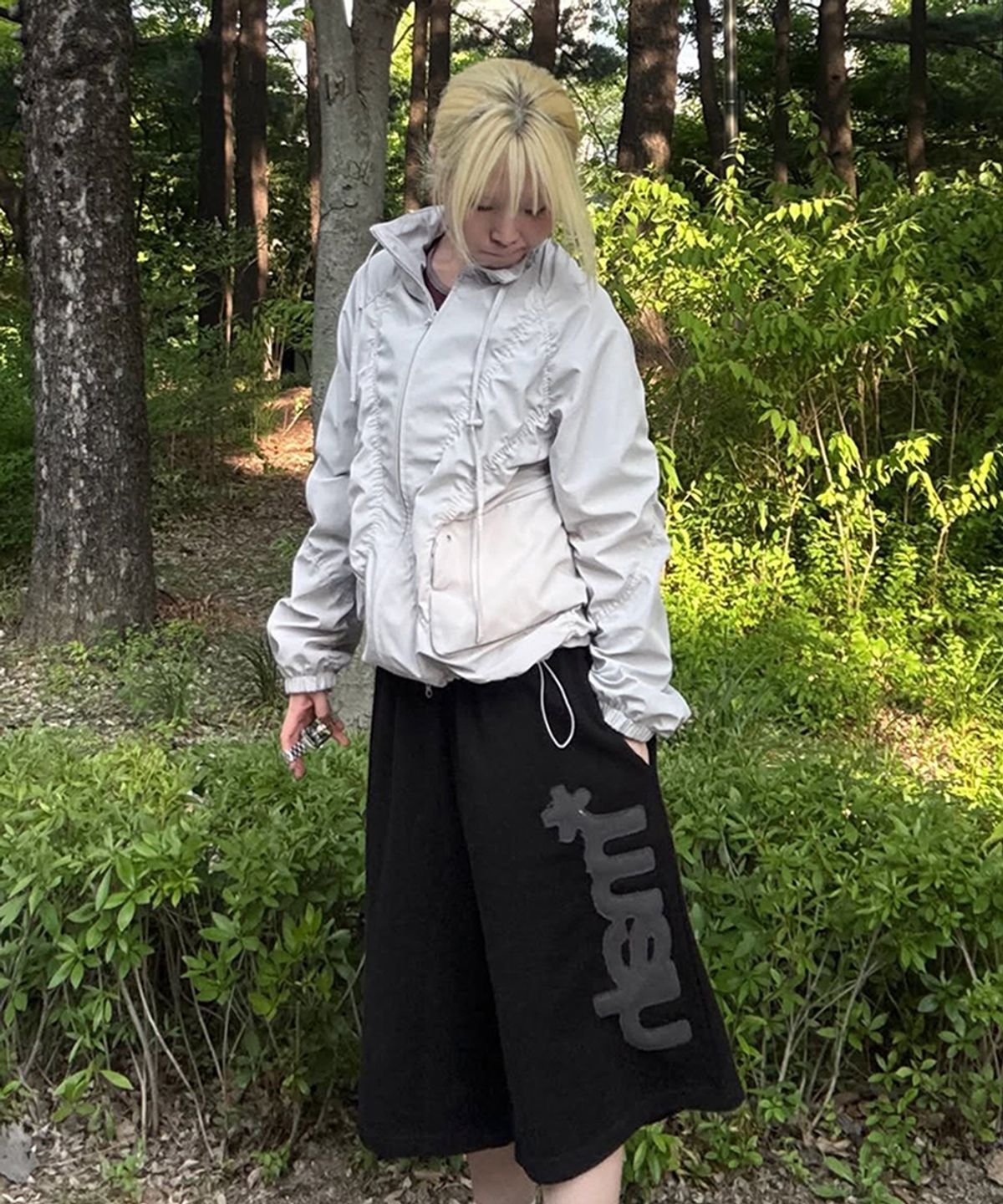 마하그리드(MAHAGRID) BERMUDA MAH APPLIQUE SWEATSHORT BLACK(MG2FMMPA06A)