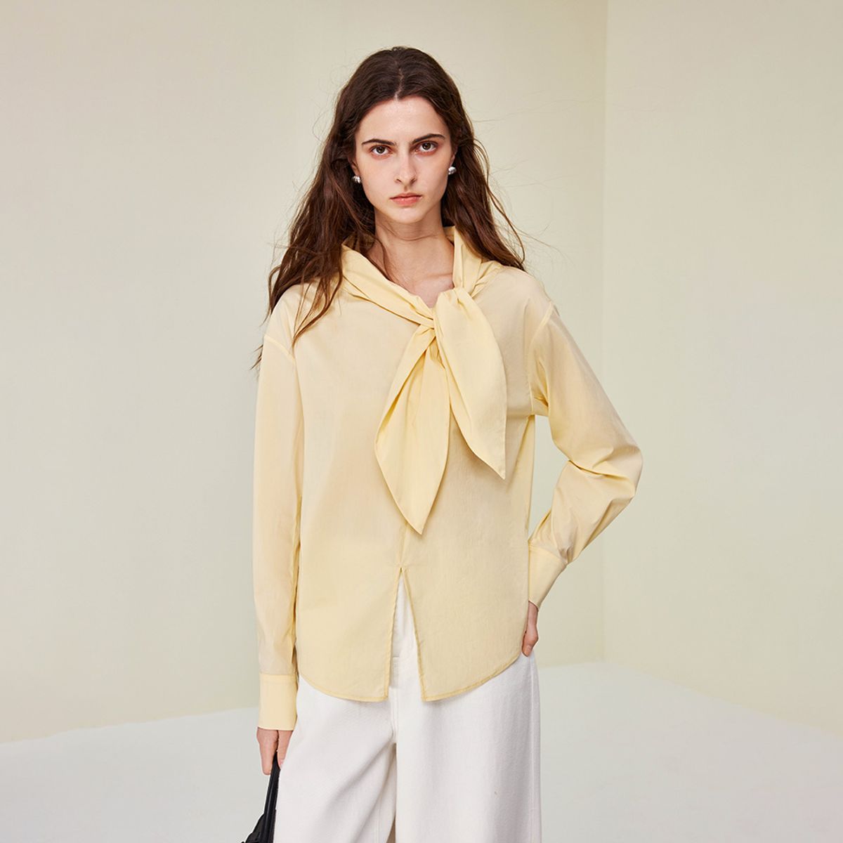 와이와이아이엠(YYIAM) YY_Temperament slit cotton top_2color