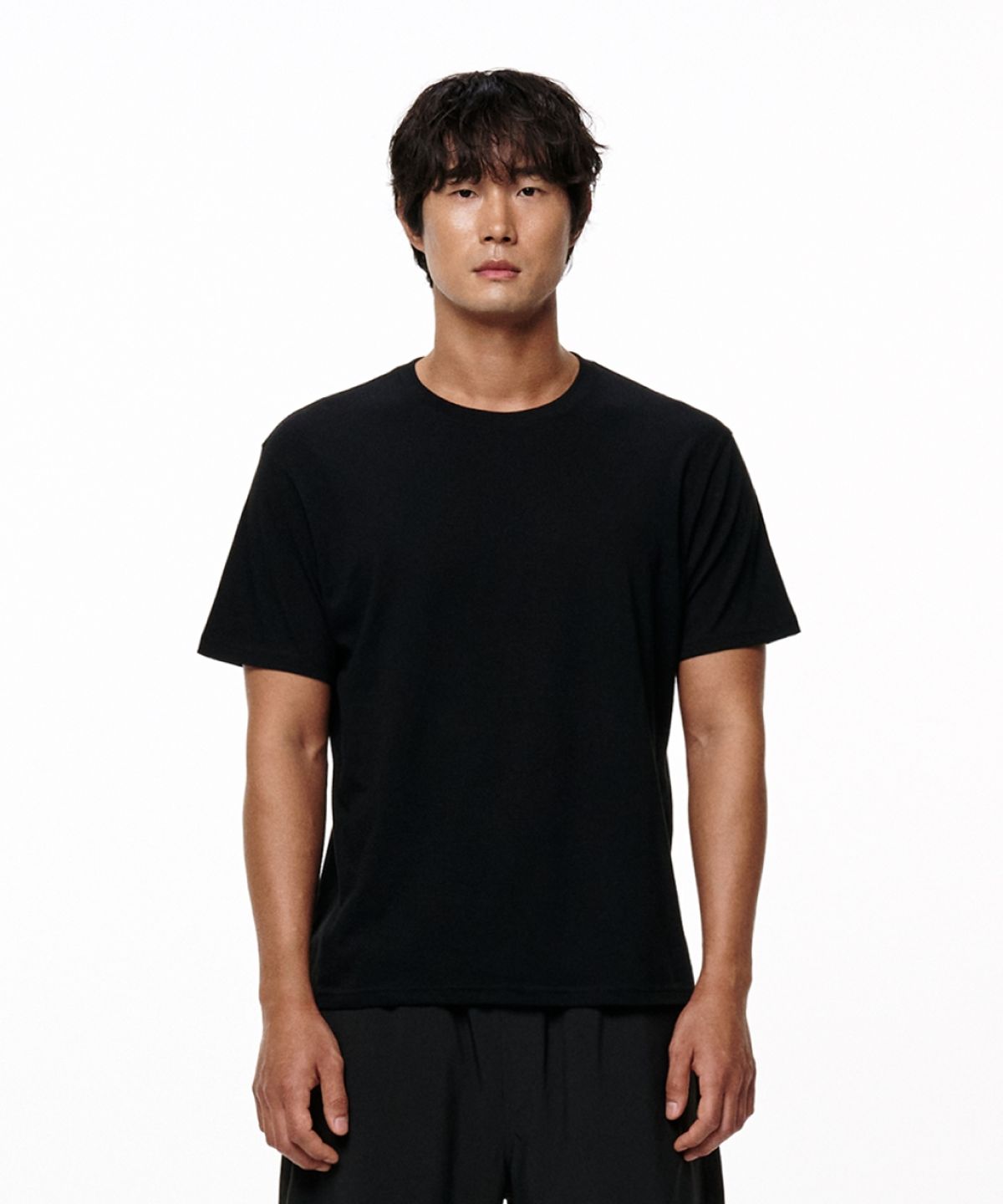 라임라잇 어패럴(LIMELIGHT APPAREL) 애슬릿 스탠다드 핏 백 로고 티셔츠 (블랙/그레이)