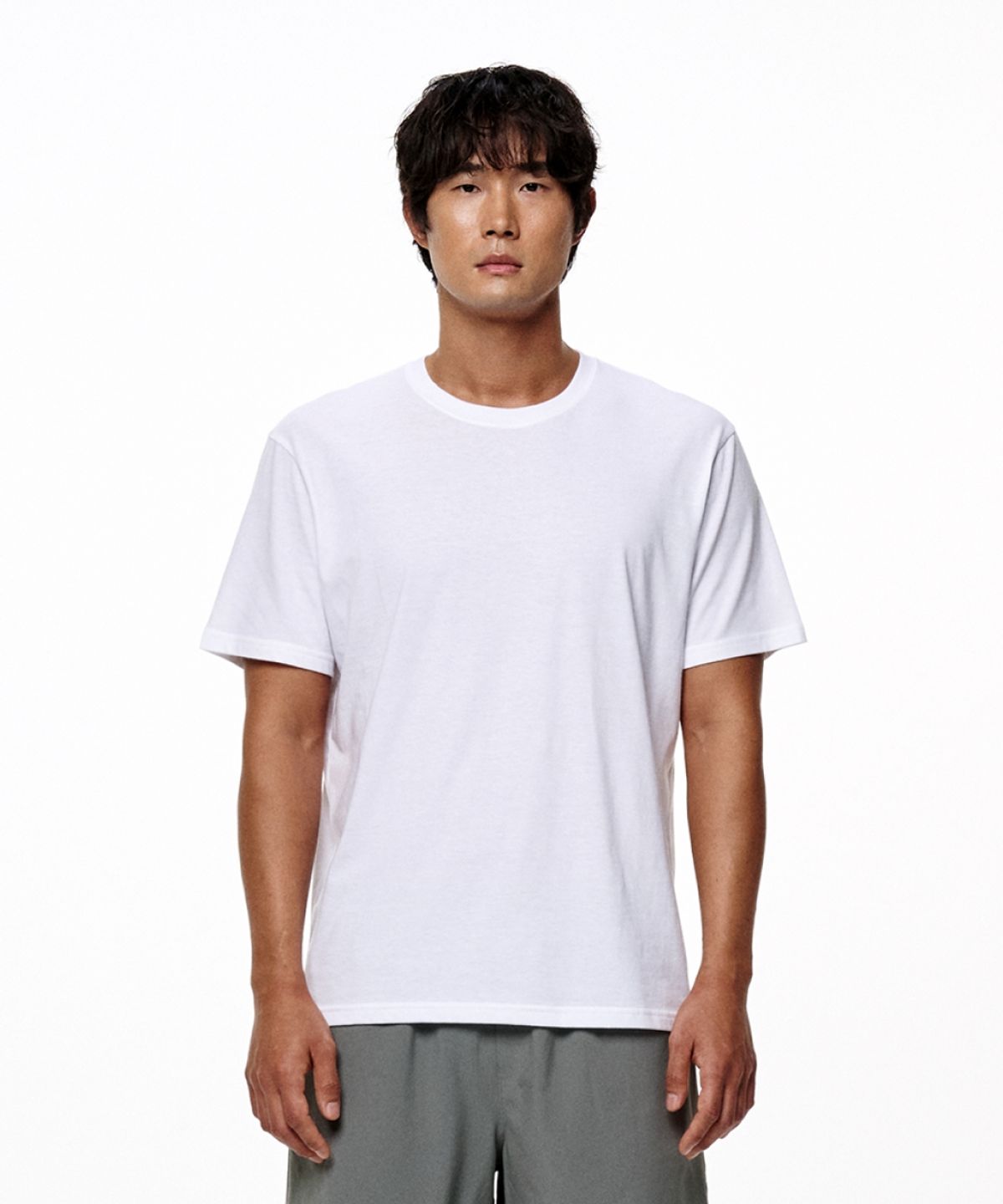 라임라잇 어패럴(LIMELIGHT APPAREL) 애슬릿 스탠다드 핏 백 로고 티셔츠 (화이트/블랙)