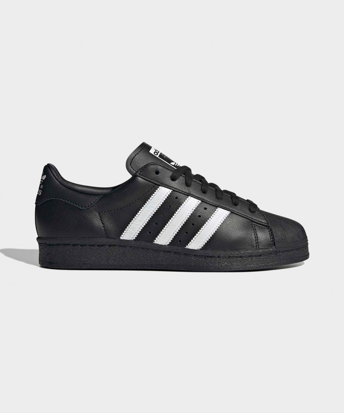 아디다스(ADIDAS) 슈퍼스타 82 - 블랙:화이트 / JI2026