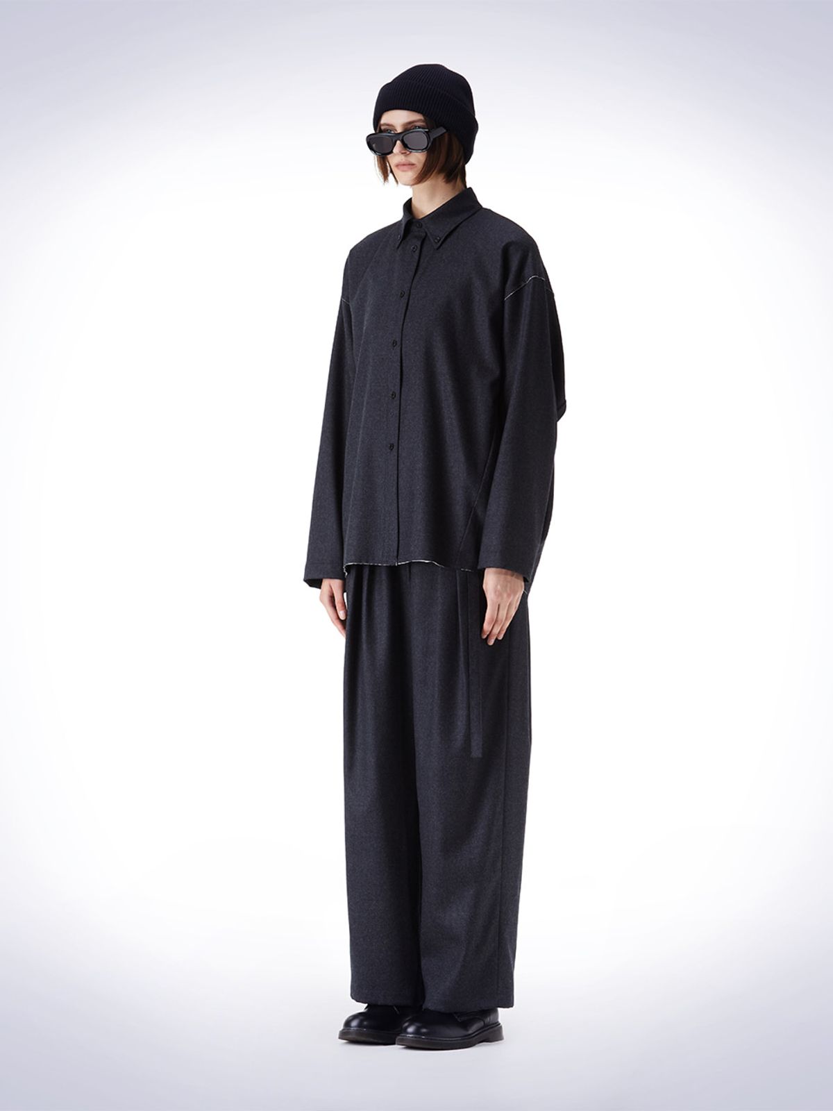 하우스공칠이씨(HAUS072C) DOLMAN SLEEVE WOOL SHIRT DARK GREY