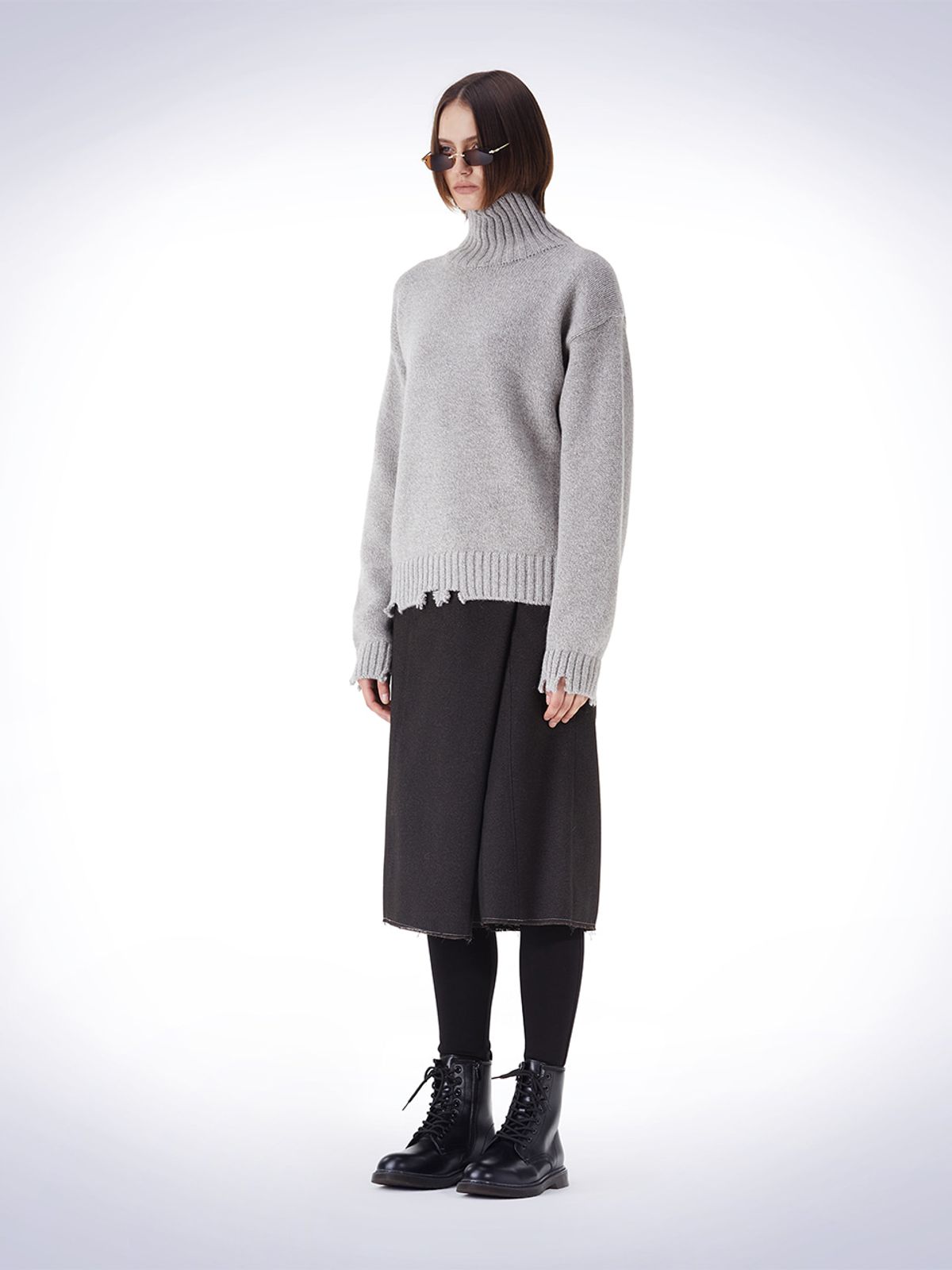 하우스공칠이씨(HAUS072C) DAMAGE HIGH-NECK PULLOVER KNIT BEIGE
