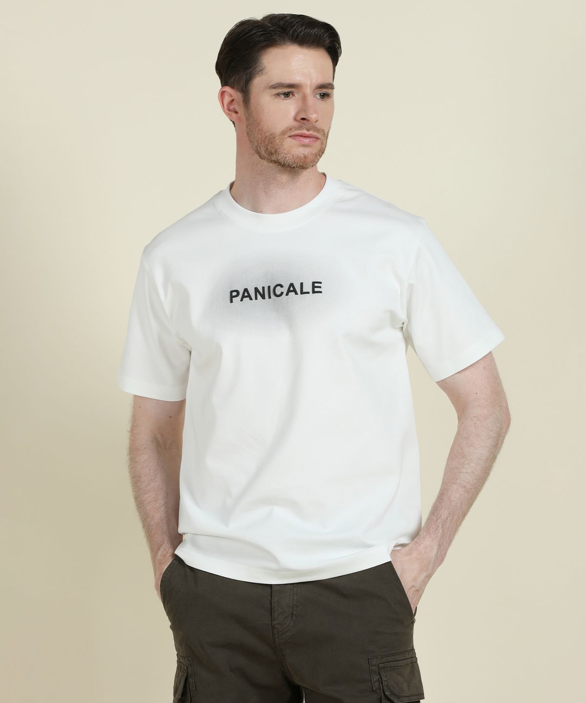 빠니깔레(PANICALE) 화이트 그라데이션 로고 반팔 티셔츠
