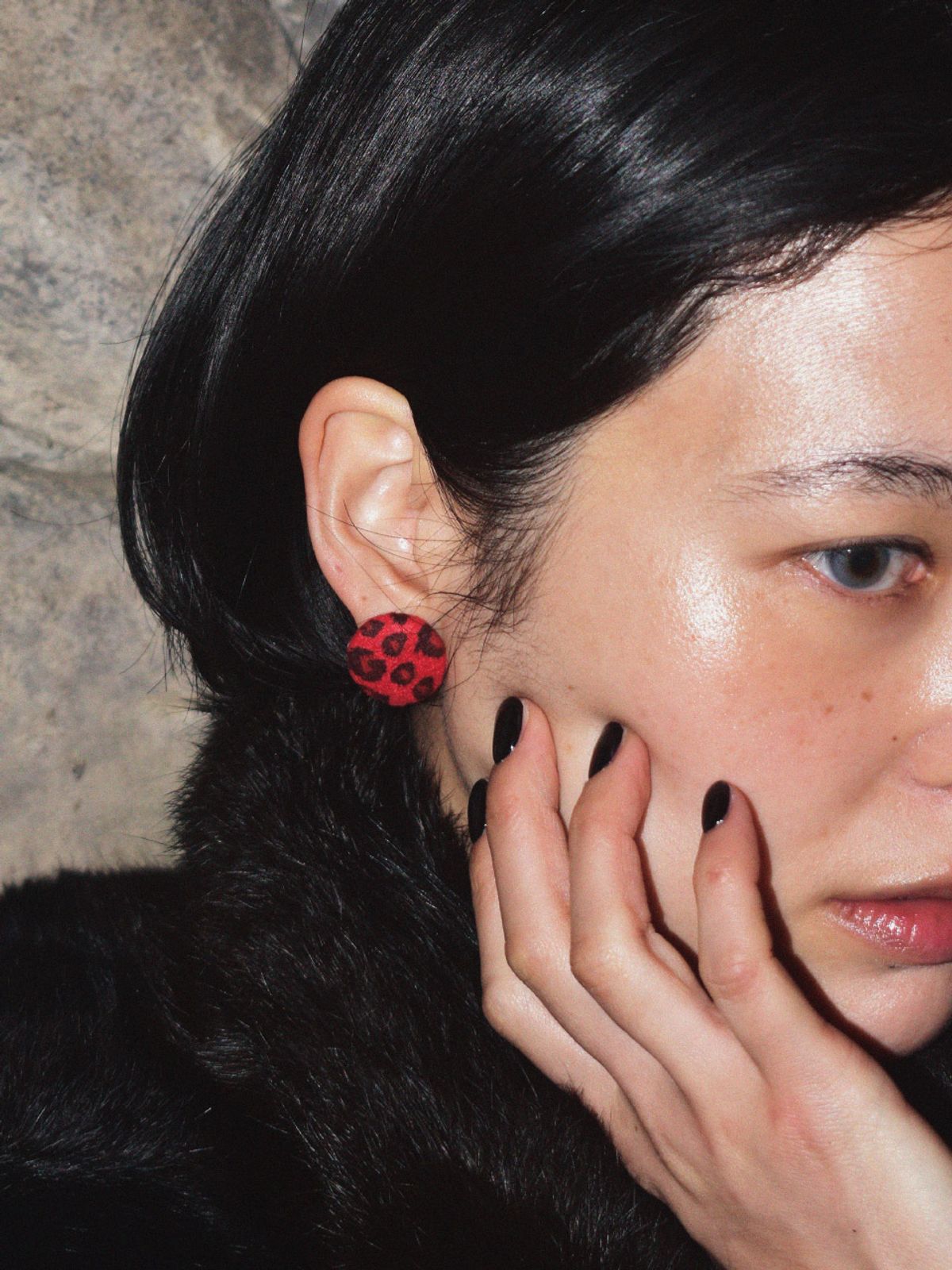 유지떼(USITE) LEOPARD GEMMA EARRING, RED