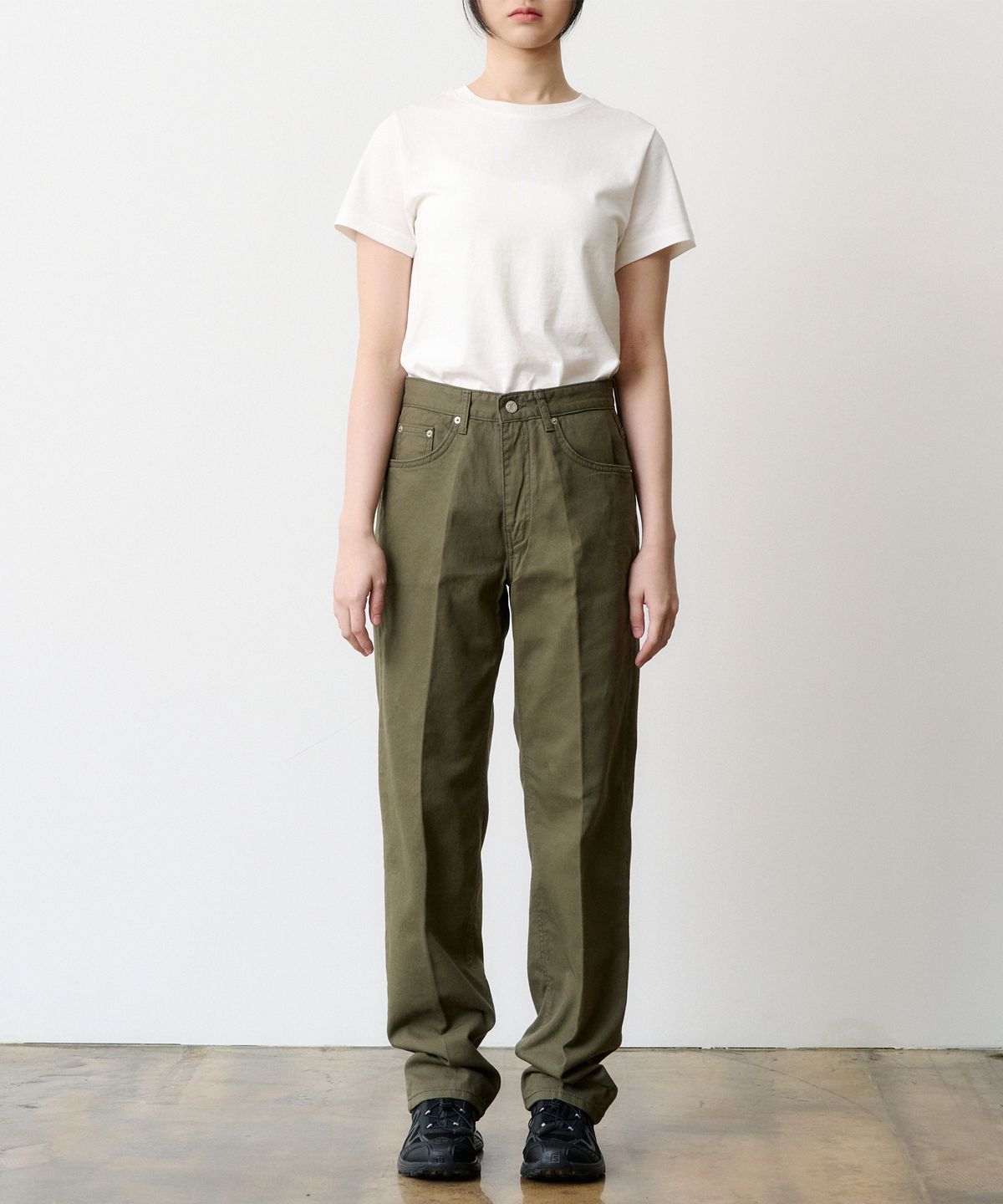 덴메이드(DENMADE) (WOMEN) DEN0657 Crease Chino Pants (Olive)