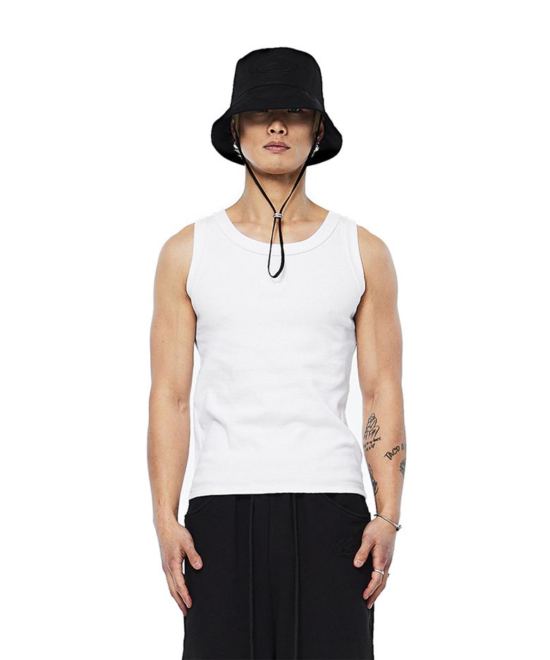 CUT OFF SLEEVELESS - WHITE