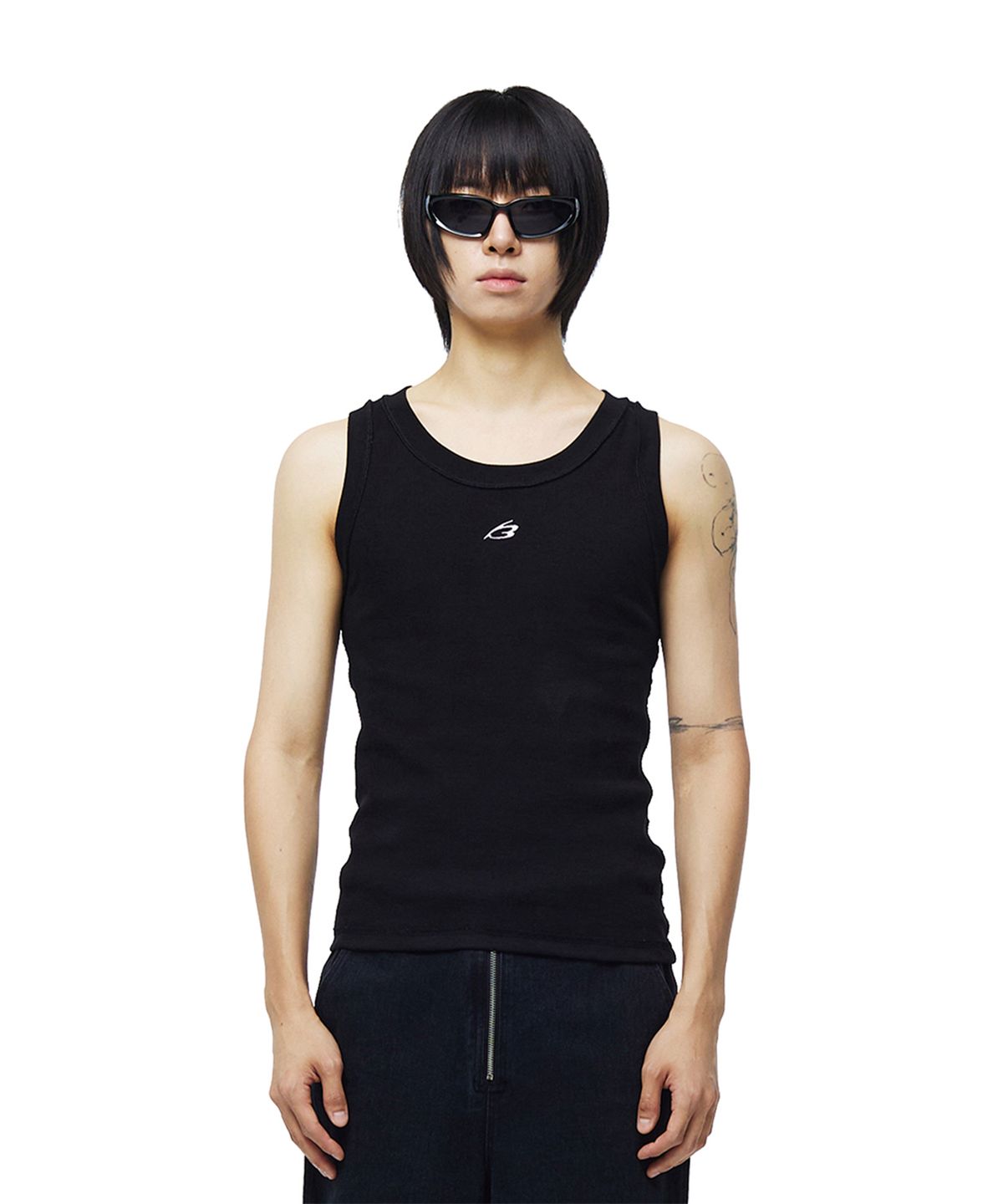 모어댄블랙(MORE THAN BLACK) NEW CUT OFF SLEEVELESS - BLACK