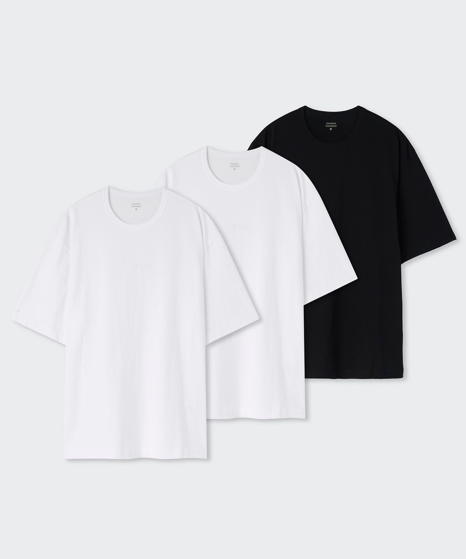 Shop Tops at MUSINSA