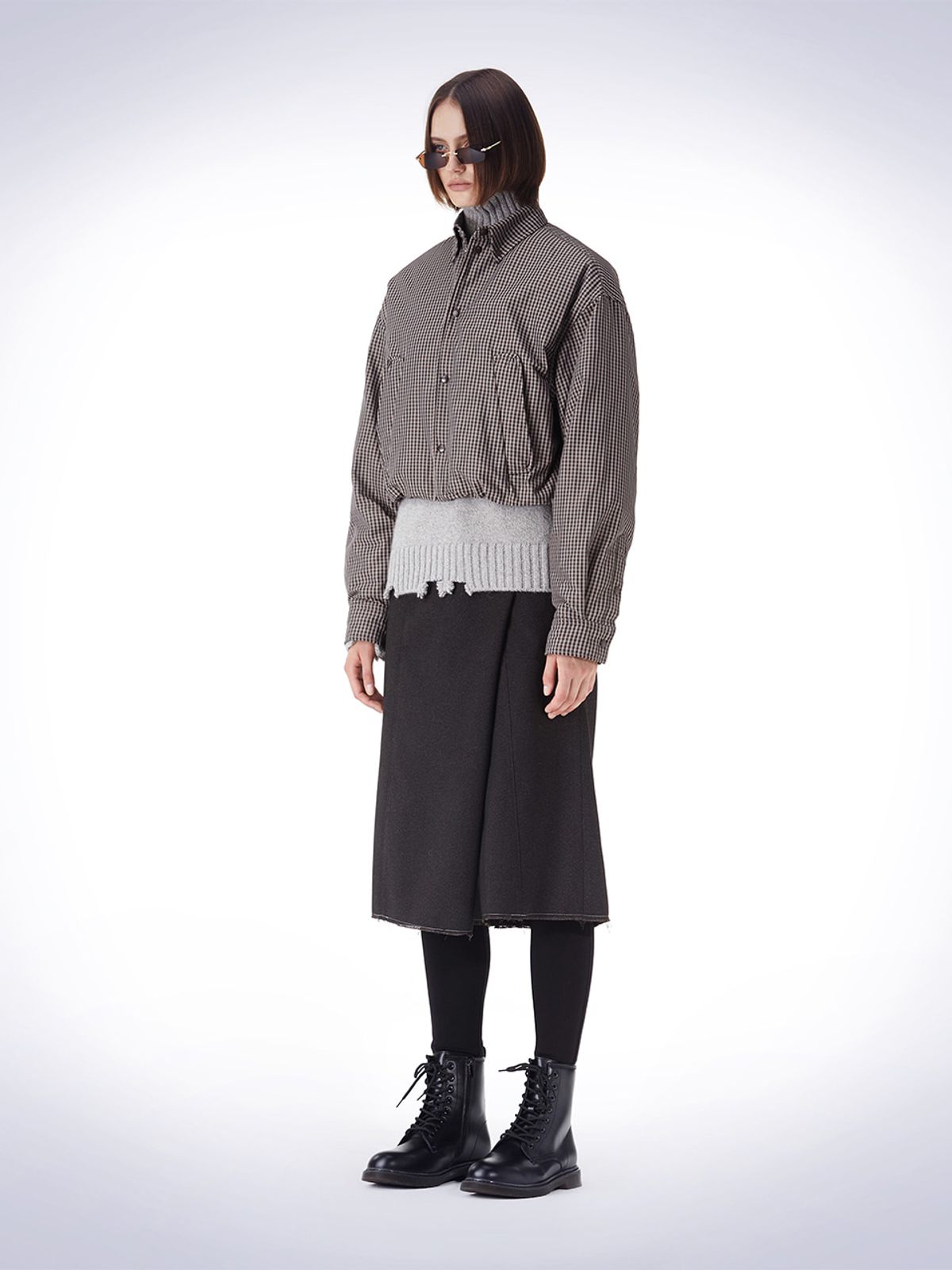 하우스공칠이씨(HAUS072C) CROP PADDING CHECK JACKET BEIGE