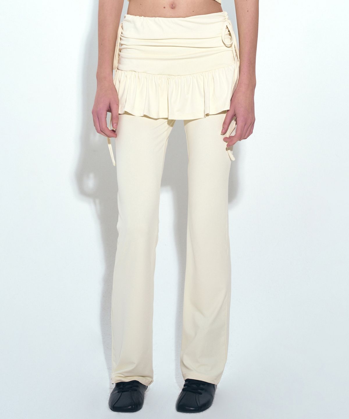 닉앤니콜(NICK&NICOLE) LAYERED RUFFLE SKIRT PANTS_CREAM