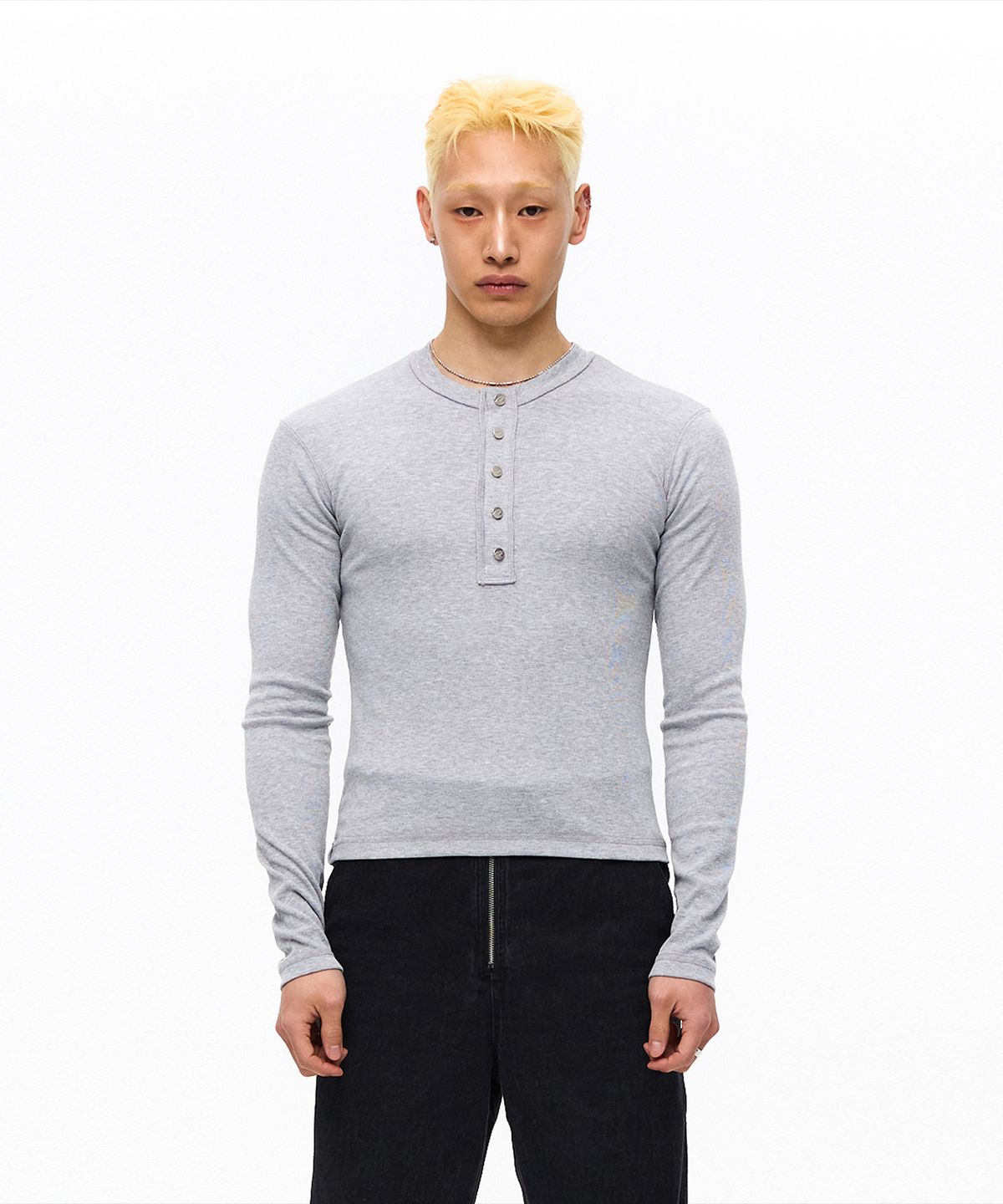모어댄블랙(MORE THAN BLACK) CUT OFF SNAP LONG SLEEVE - GERY