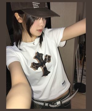 tiger skin 세미크롭 반팔티