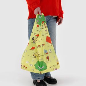 스탠다드 스누피 카이트 이팅 트리