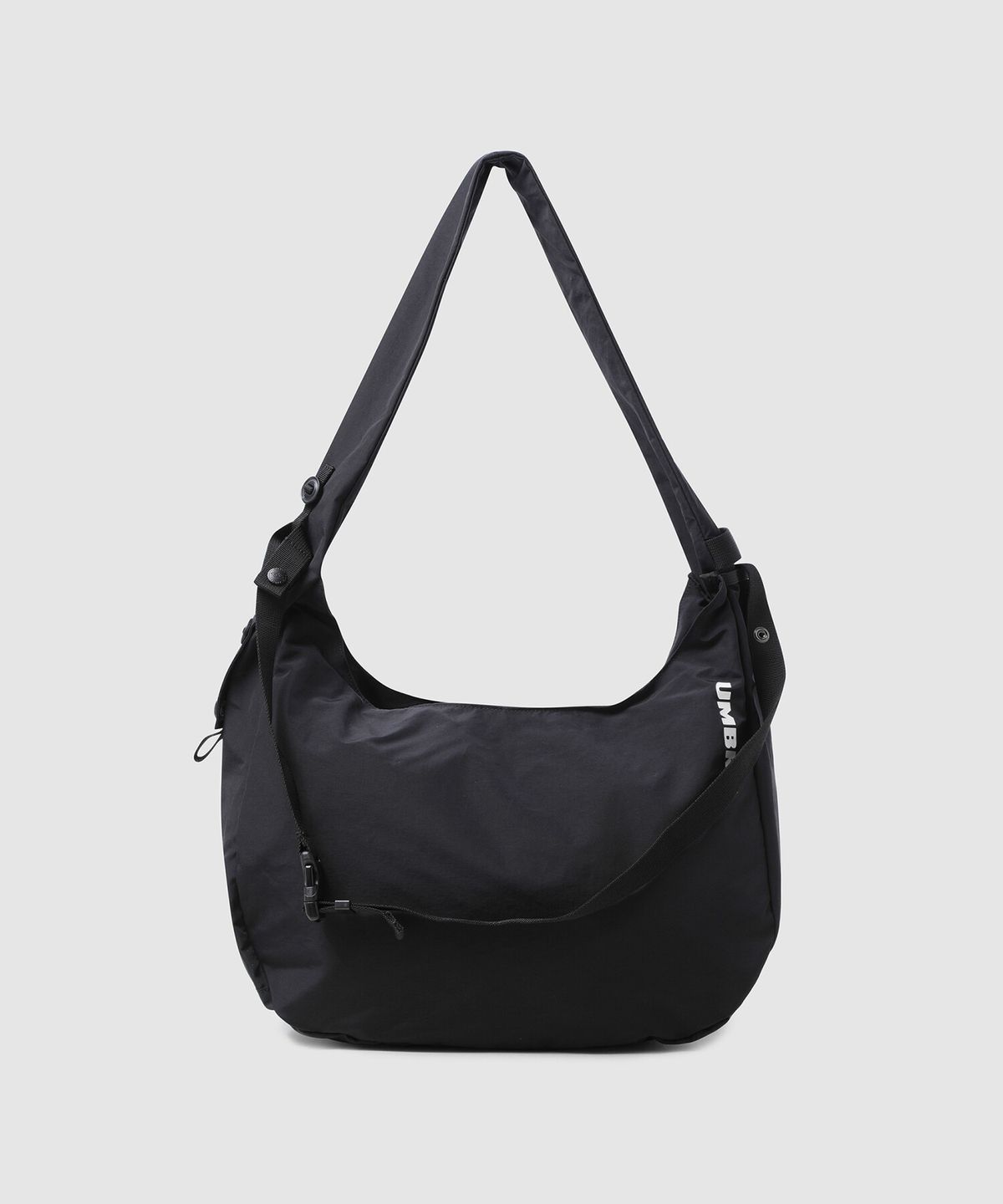 엄브로(UMBRO) 2WAY 빅백 블랙(UQ423CBGO4)