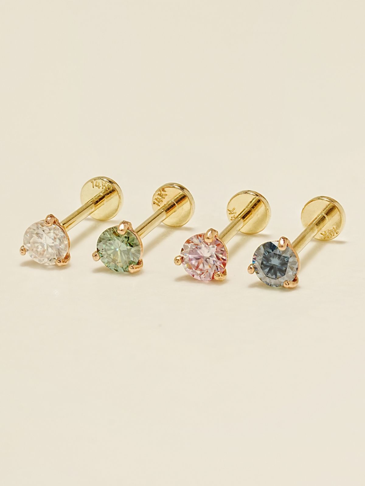 미니멀피어싱(MINIMALPIERCING) [1mm/1.2mm]14K 인터널 모이사나이트 다이아 미니 삼각 라블렛 피어싱