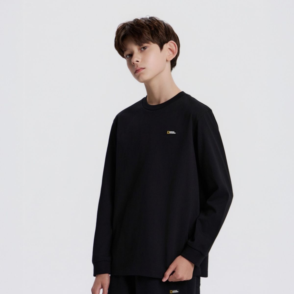 내셔널지오그래픽 키즈(NATIONAL GEOGRAPHIC KIDS) K253UTS901 베이직 싱글 티셔츠 CARBON BLACK