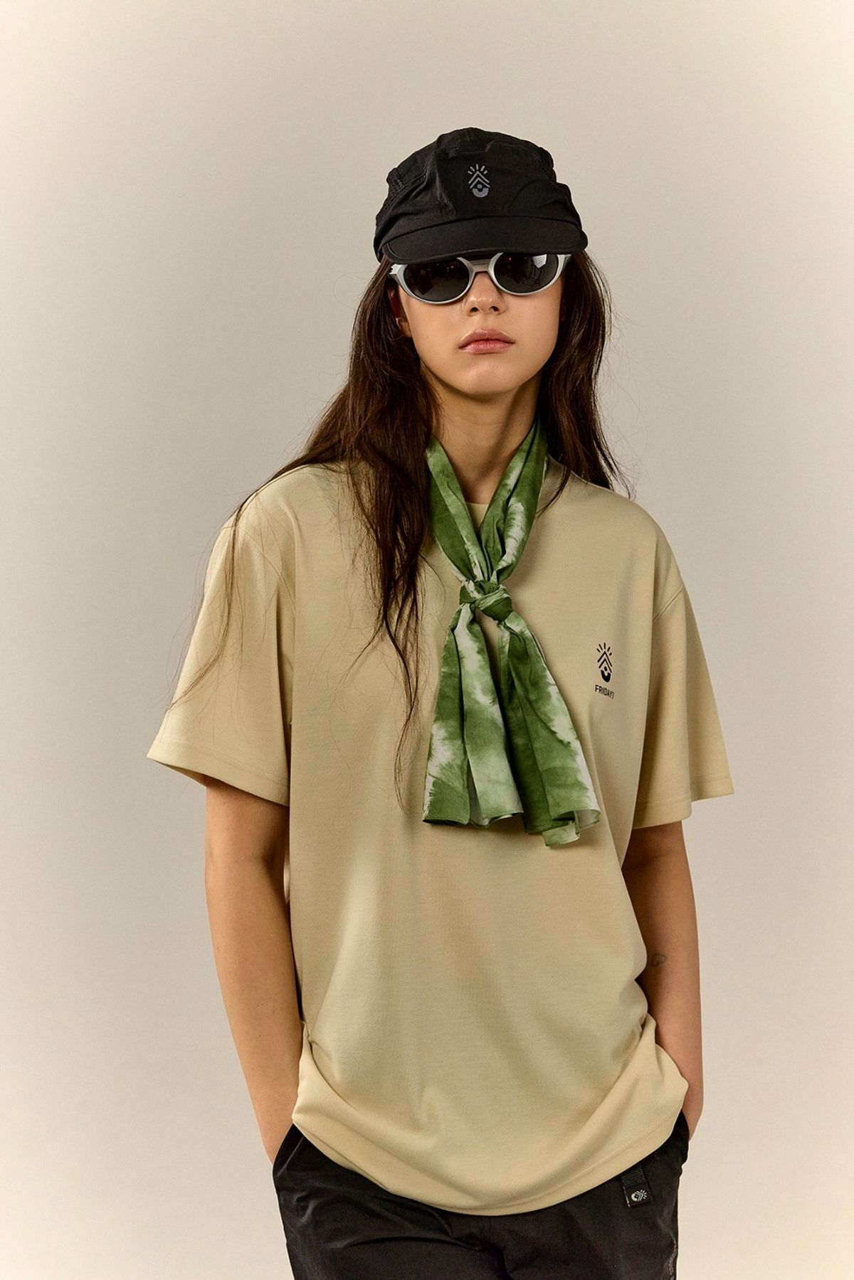 프라이데이세븐(FRIDAYSEVEN) 쿨쉴드 릴렉스 Layer7 coolshield ss beige