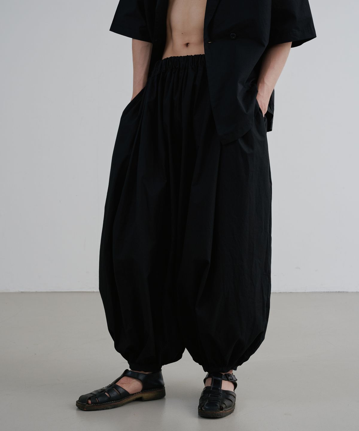뉴치프시크디피(NEWCHEAPCHICDP) Sirocco harem pants (black)