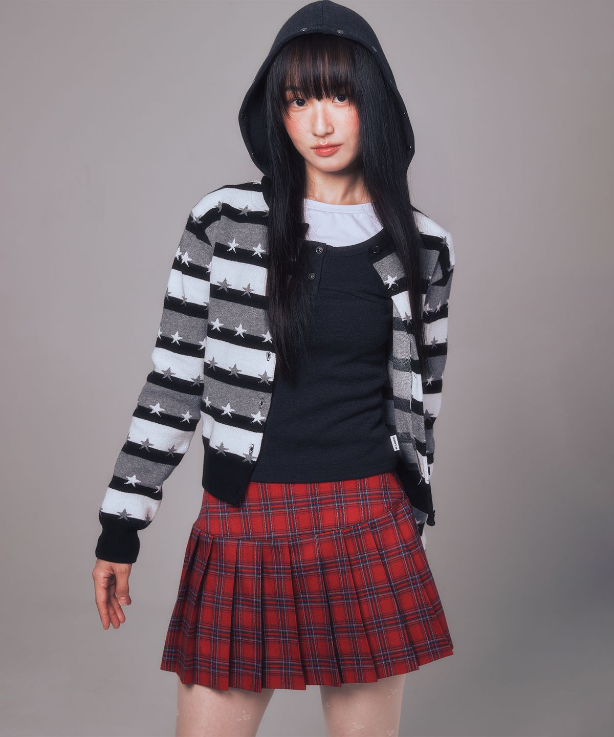 유희(YOUHEE) STAR STRIPE CARDIGAN BLACK