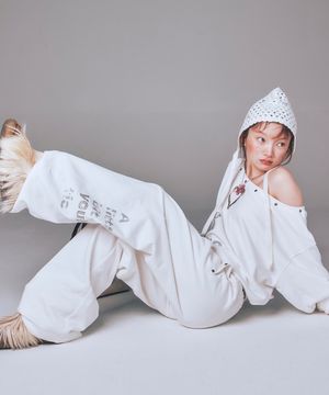 YOUHEETIC HOTFIX SWEATPANTS WHITE