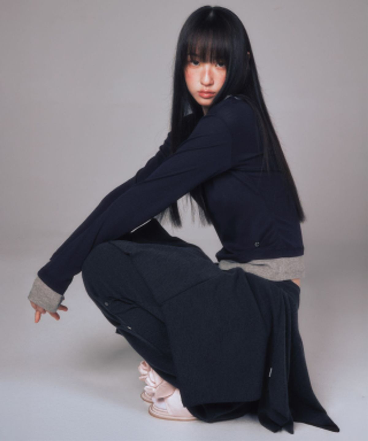 유희(YOUHEE) FLARE LAYERED SKIRT PANTS CHARCOAL