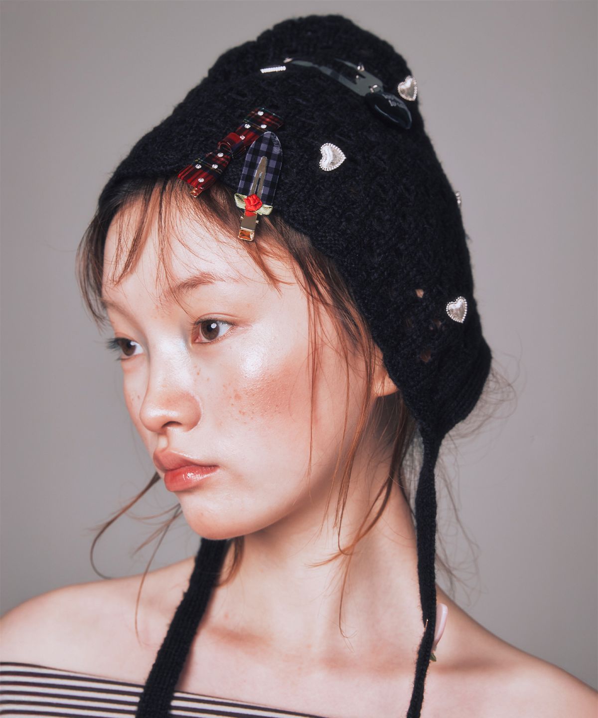 유희(YOUHEE) HEART CROCHET BONNET HAT BLACK