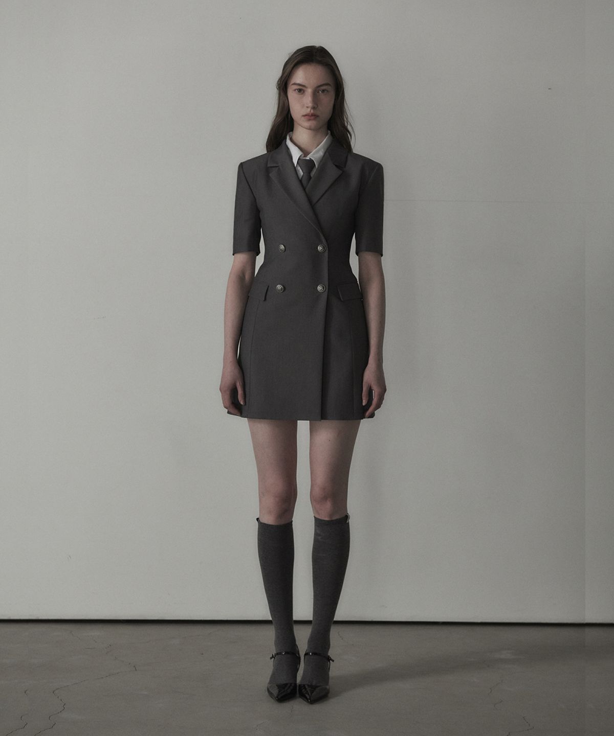 마우솔레움(MAU SOLEUM) [Standard Fit] Jenn half-sleeve suit jacket dress - Grey