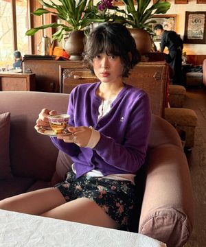 [4COLORS]클로버 버튼 포인트 메리노울 100% 가디건