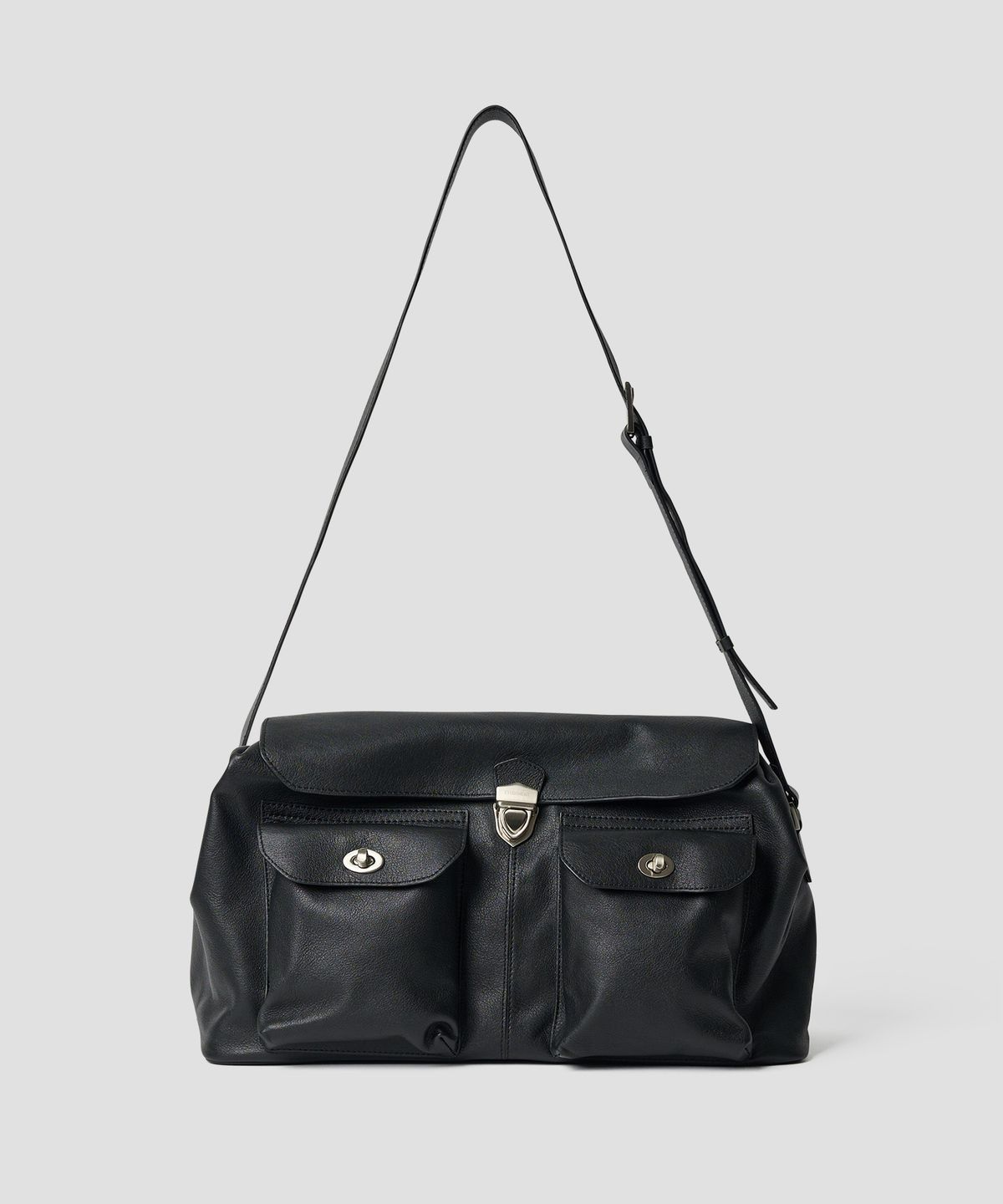 튜드먼트(TTUDEMENT) FLAP POCKET SATCHEL BAG BLACK
