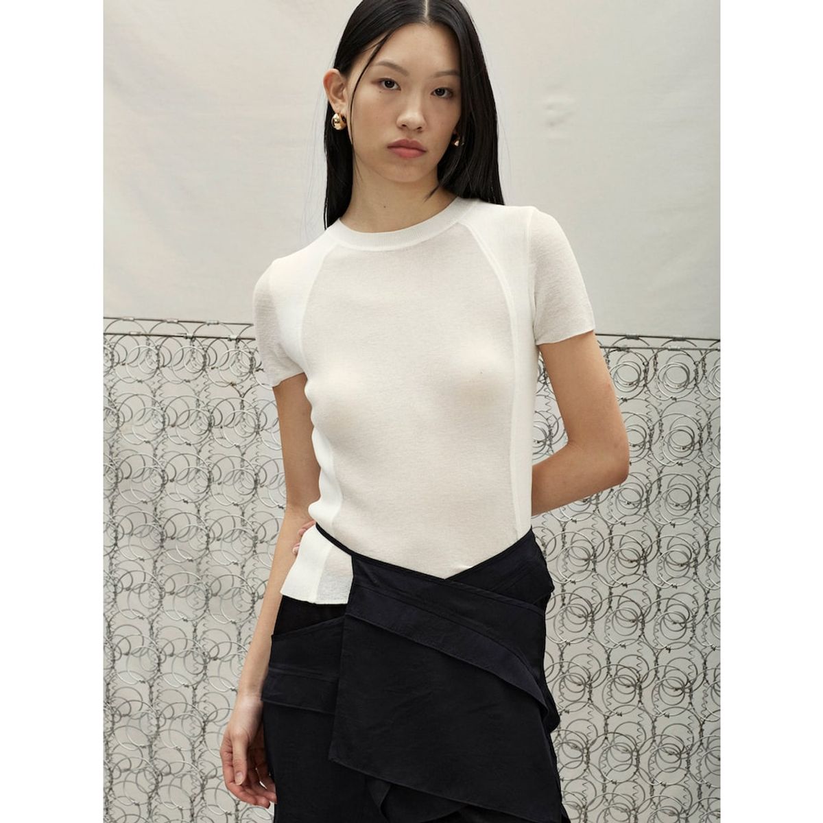 앙개(ANGGAE) Contrast Knit TShirt  White
