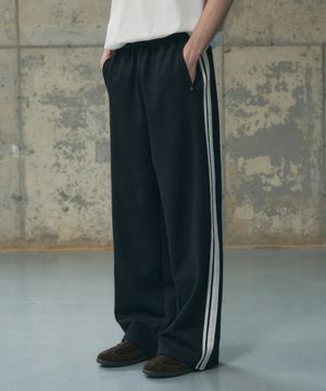 스터드 트랙 팬츠 [BLACK]
