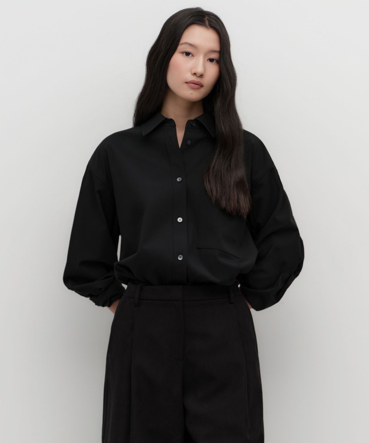 무신사 스탠다드 우먼(MUSINSA STANDARD WOMAN) 우먼즈 오버사이즈 울 라이크 셔츠 [블랙]
