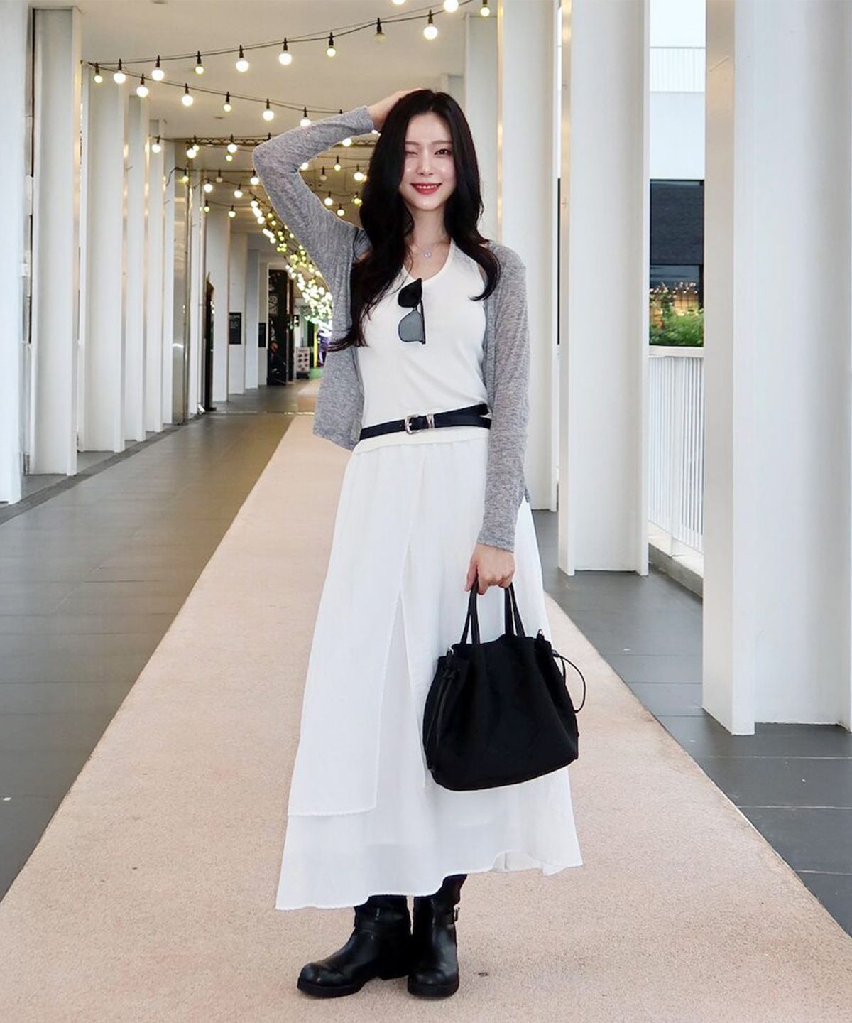 빈폴 액세서리(BEANPOLE ACCESSORY) 볼레 네오프렌 드로우스트링 토트백  블랙