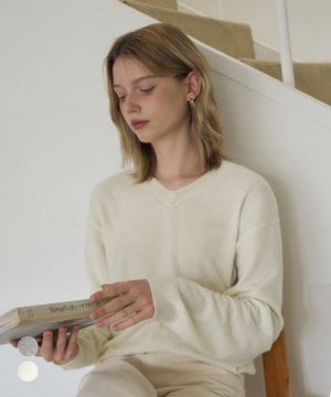 캐시미어 베이직 브이넥 니트_2color