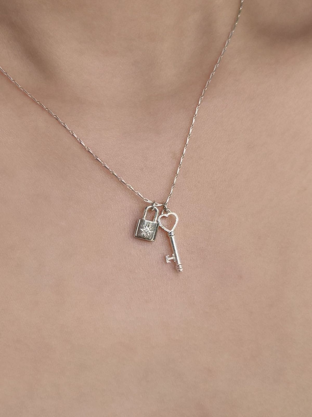 러브트릭스(LOVETRIX) Silver925 Vintage necklace (heart  ver)
