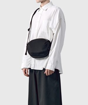 데데킨트 F19 크로스백 블랙