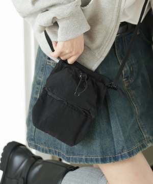 디에어 셔틀 사코슈_블랙