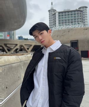 N254UDW920 헤론 U넥 경량 구스다운 점퍼 BLACK