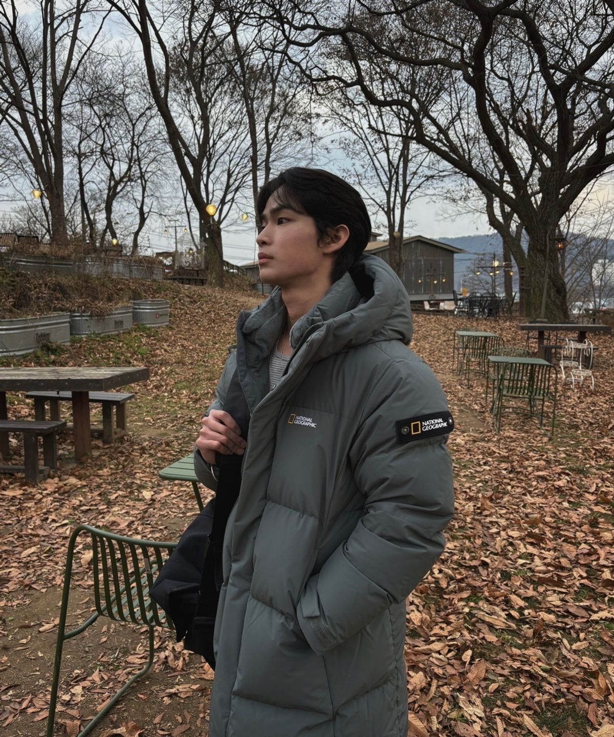 내셔널지오그래픽(NATIONALGEOGRAPHIC) 카이만 프로 롱기장 구스다운 점퍼 KHAKI